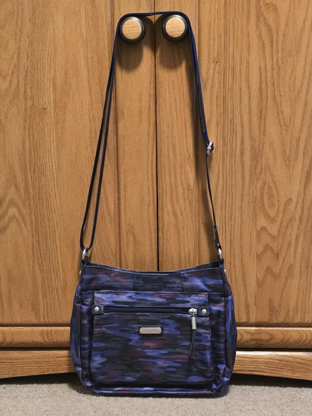 Baggallini Crossbody Purse